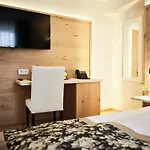 Hotel Wellnessnaturresort Gut Edermann 4*