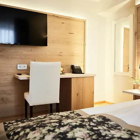 호텔 Wellness Gut Edermann 4*