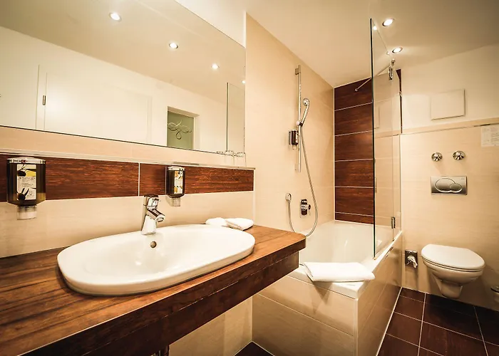 Wellnessnaturresort Gut Edermann Hotel