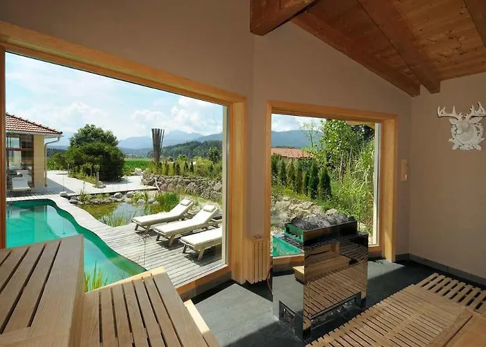 Hotel Wellnessnaturresort Gut Edermann 4*